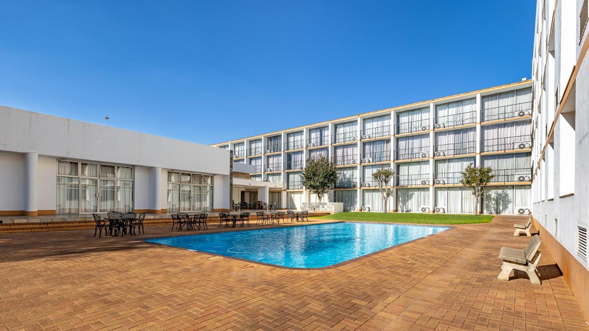 African Sky Ermelo Inn Εξωτερικό φωτογραφία