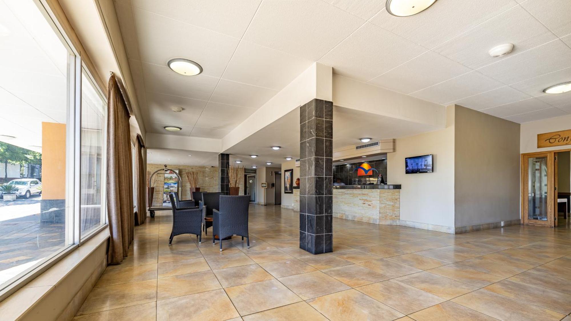 African Sky Ermelo Inn Εξωτερικό φωτογραφία