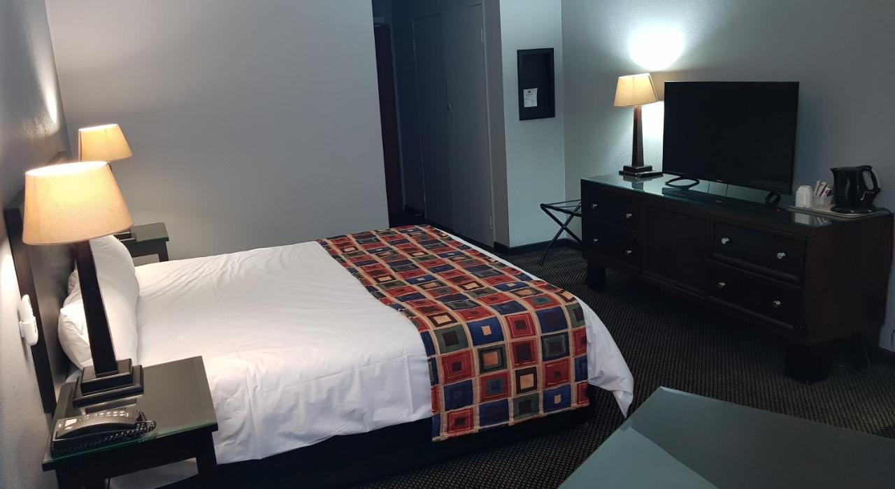 African Sky Ermelo Inn Εξωτερικό φωτογραφία